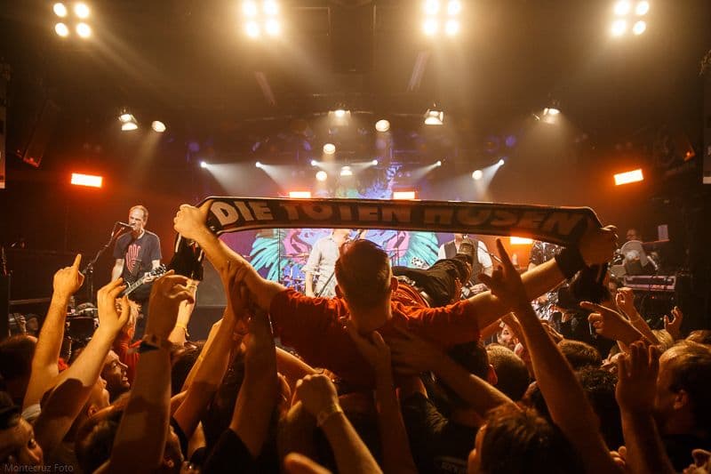 Foto: Montecruz Foto (https://www.montecruzfoto.org/07-11-2018-Die-Toten-Hosen-SO36) · Die Toten Hosen - Live im SO36, 07.11.2018 · 2018